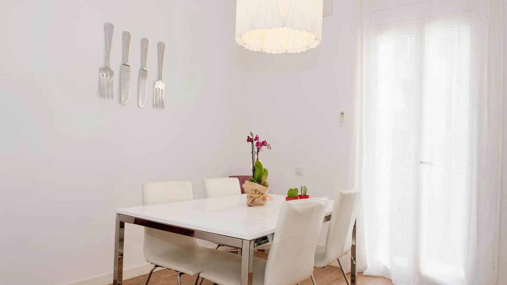Apartamento Gaudi-Sant Pau Barcelona 0*,