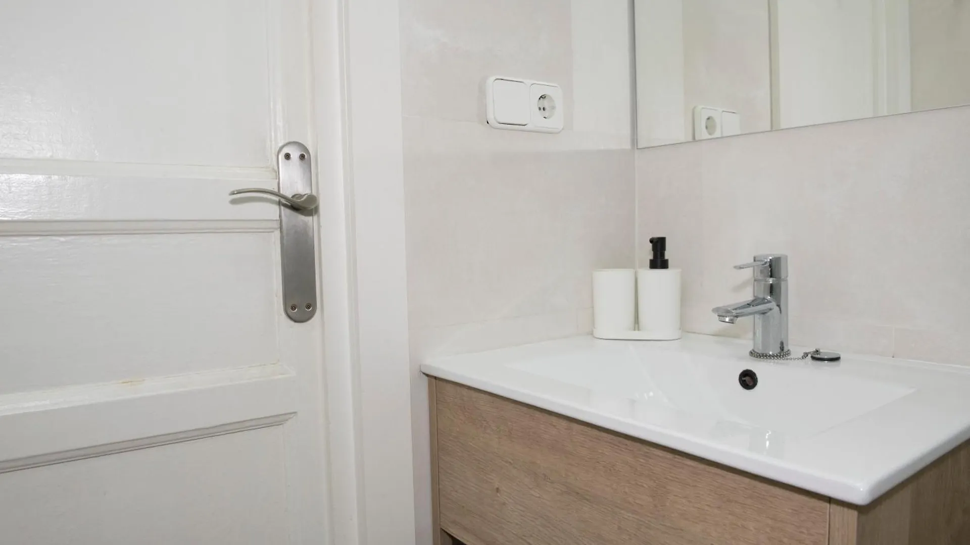 Apartment Apartamento Gaudi-Sant Pau Barcelona
